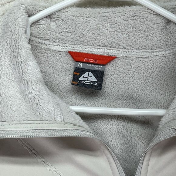 Vintage Nike ACG Jacket Womens Medium Cream‎ Y2K Full Zip Soft Shell Outdoors - Picture 2 of 10